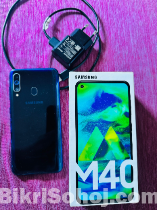 Samsung M40